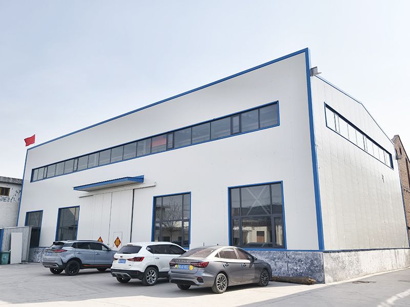 萬川環保二期廠房建造順利竣(jun)工(gong)